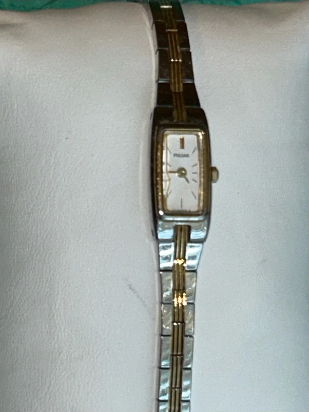 Watch Lot Vintage EUC Link Bracelet Watch in Silver and or Gold tones EUC